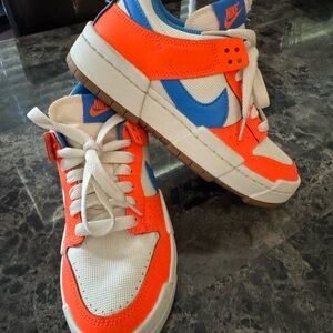 Nike Kids' Orange and Blue Sneakers
LIKE NEW‼️